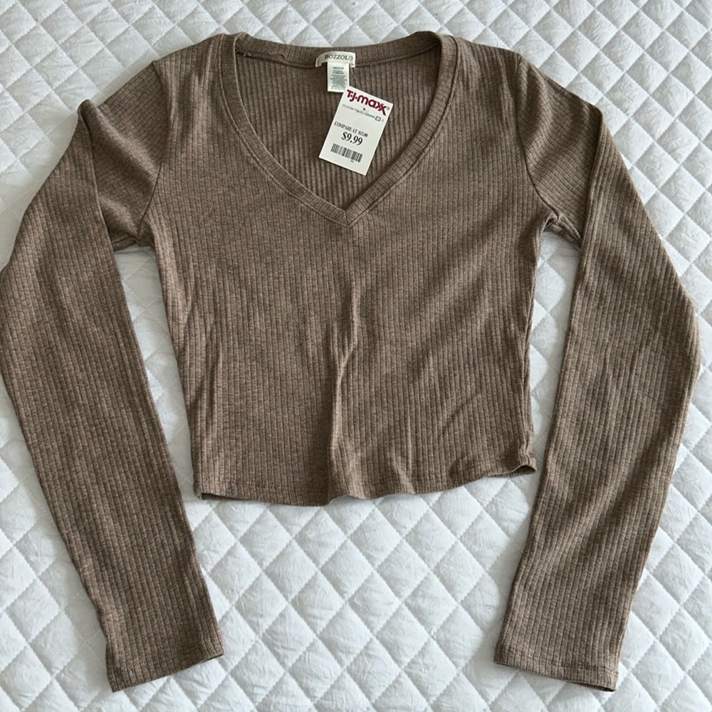 Bozzolo, beige, long sleeve shirt. Size medium.
